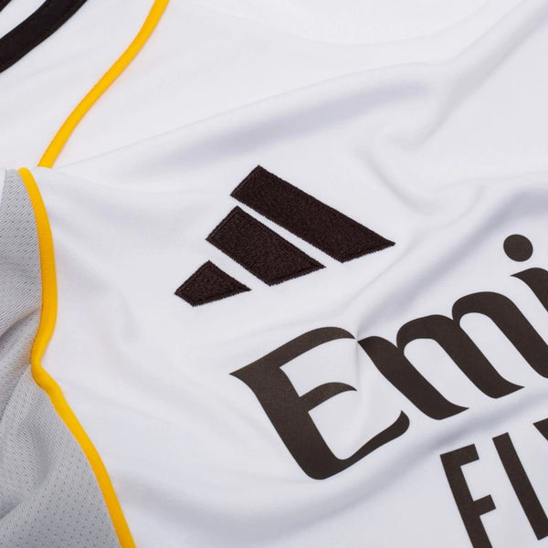 RMA 25/26 (hjemmedrakt)